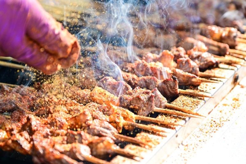 半程马拉松男子纪录刷新！  长安里?2025吉木萨尔天山马拉松  暨“跑遍大美新疆”（吉木萨尔）圆满落幕