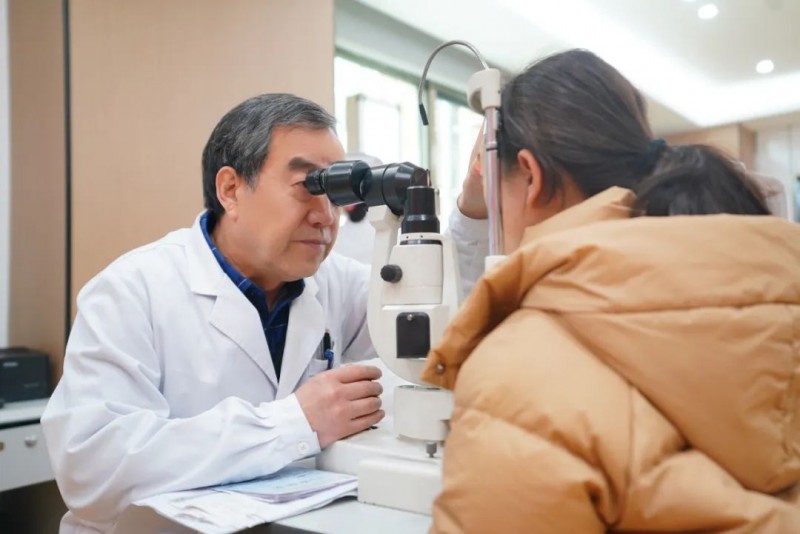 中国医师节，致敬光明守护者