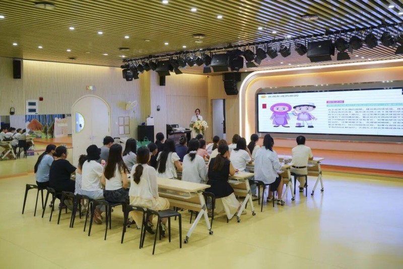 多方联动,多措并举:东南眼科医院全国近视防控宣传教育月系列活动走进福州校园