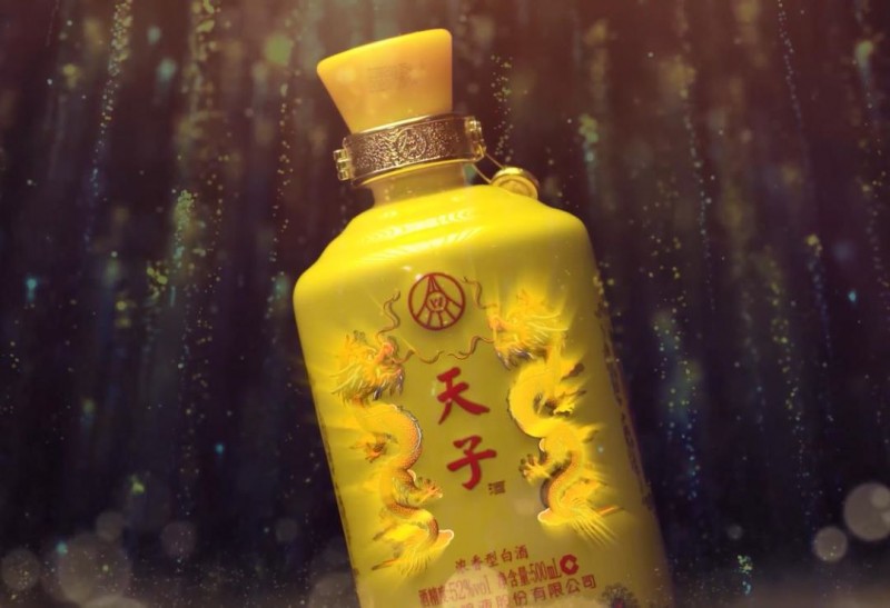 五粮液破圈出击!29度酒young起来,千元酒“降”服老炮