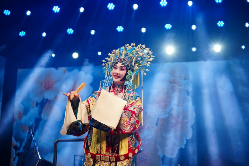 陶瓷界开先河!首届“陶瓷春晚”如何成为五粮文创品牌升维支点