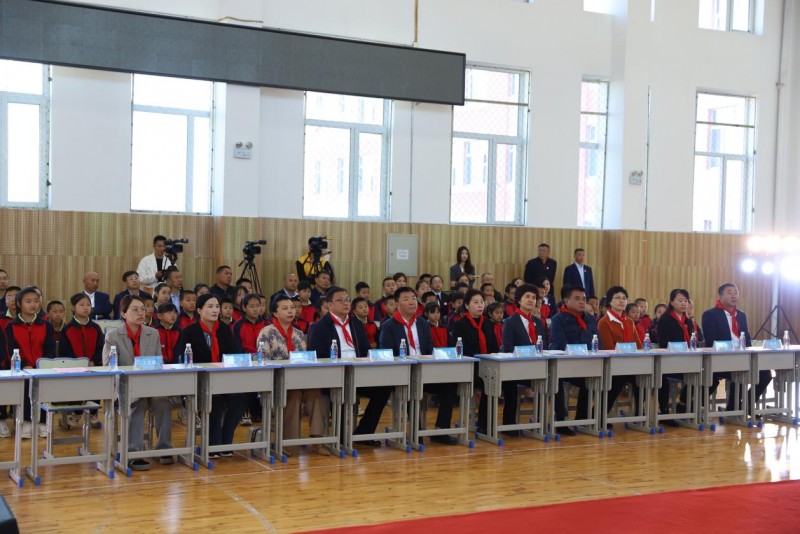 “与爱同行 呵护成长” 龙江福彩助力留守儿童快乐奔跑