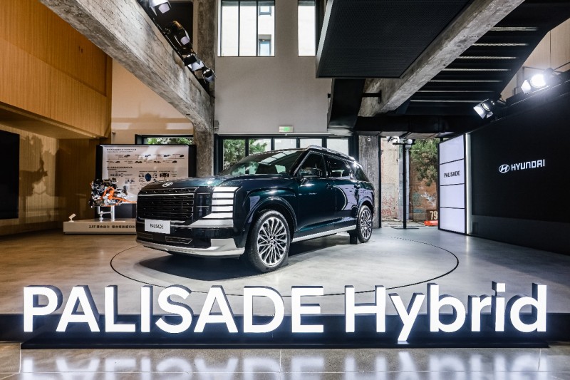 2.5t 双电机 ，新一代帕里斯帝中国首秀演绎混动旗舰新高度