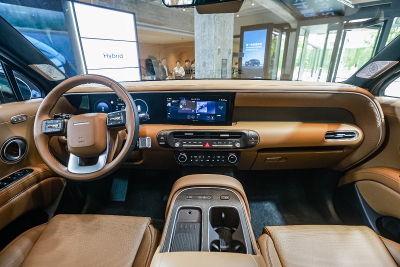 2.5t 双电机 ，新一代帕里斯帝中国首秀演绎混动旗舰新高度