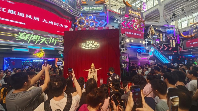 传统与潮流的碰撞，这个黄金周，正佳广场打造沉浸式文旅新体验