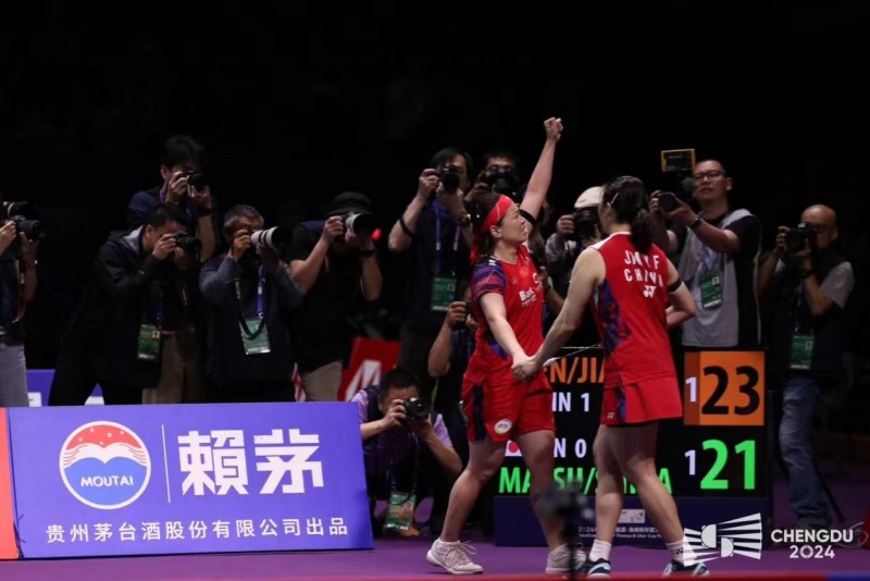 十年磨剑,信赖成团 赖茅见证国羽汤尤双冠,再铸辉煌巅峰