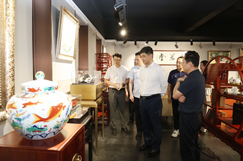 强强联袂共启新纪元，万茗堂与保利酒业达成战略合作