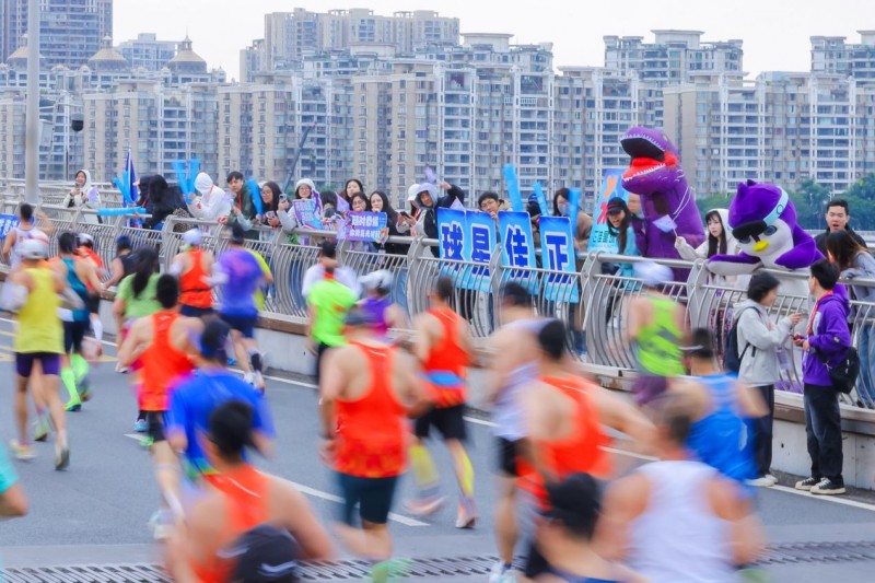 喜迎全运，五度同行：正佳广场携手广马共筑城市体育年