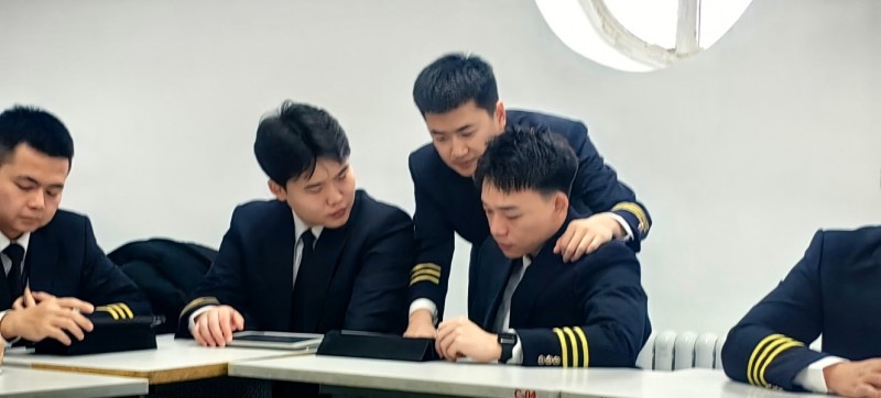 南航新疆分公司飞行部 精心筹备冬春换季 全力护航旅客出行