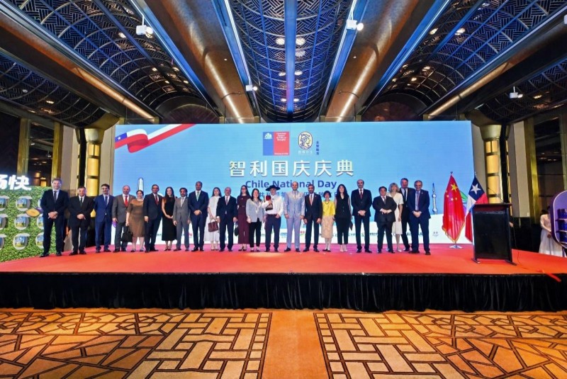 智利领事馆官方推荐：高端西梅西梅纤生亮相智利国庆庆典