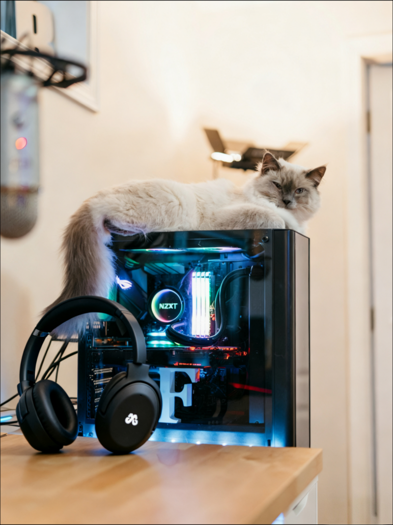 赛德斯耳机国庆“双响炮”：魔羽130全能适配，逸m1轻盈随行