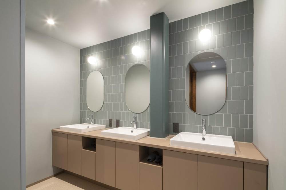 【lucy尾瀬鳩待】安心のパウダールーム